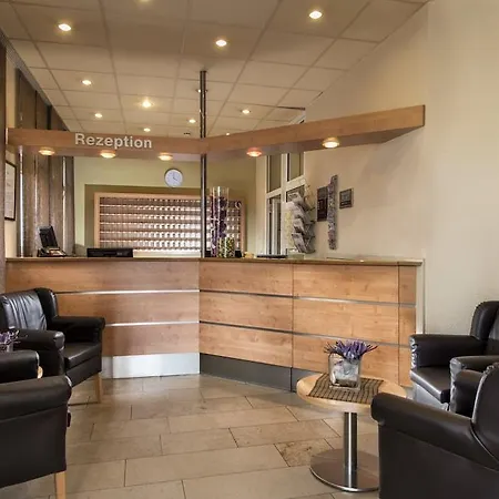 Hotel Mannheim-city 3*