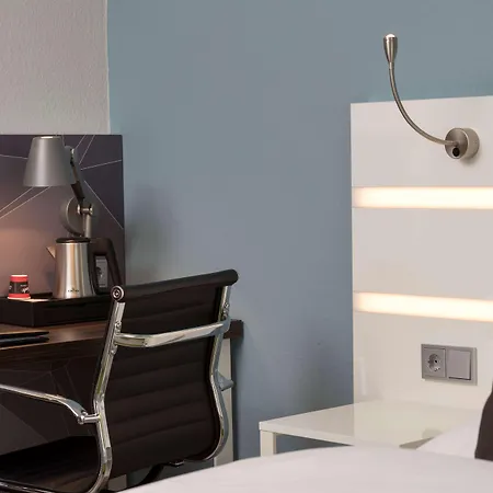Hotel Mannheim-city 3*
