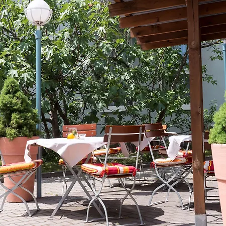 Hotel Mannheim-city 3*