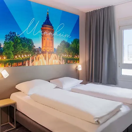 Mannheim-city Hotel 3*