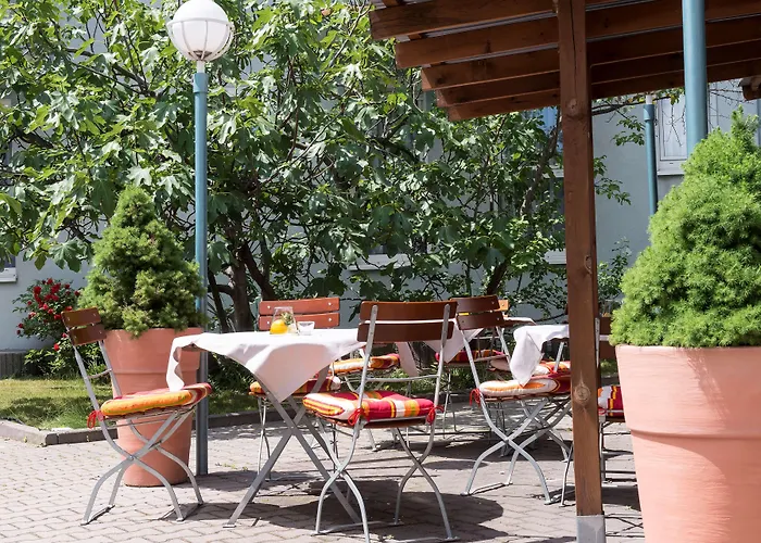 Hotel Mannheim-city 3*