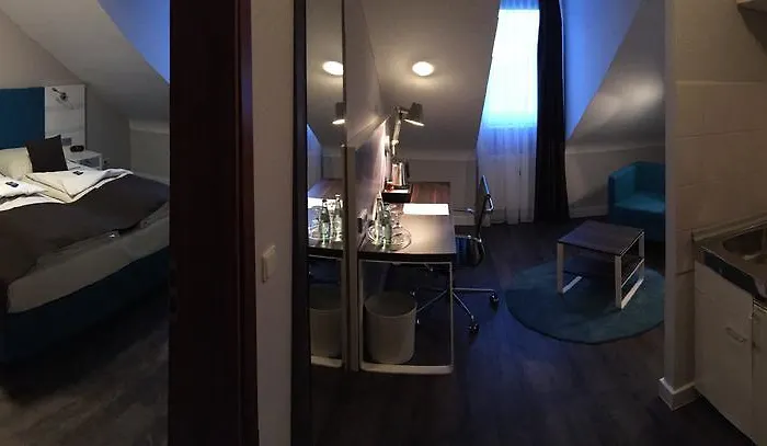 Mannheim-city Otel 3*